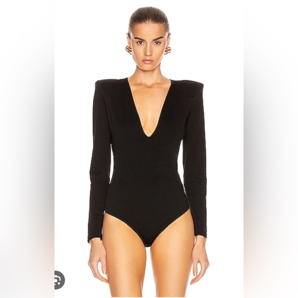 NWT Grlfrnd ‘Eryka’ V-neck long sleeve bodysuit. Black Small & XS avail